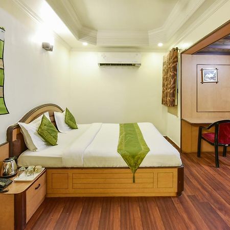 Hotel Kanishka Райпур Екстер'єр фото